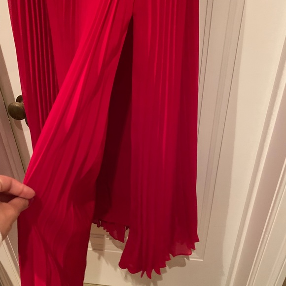 Dress - Picture 4 of 7